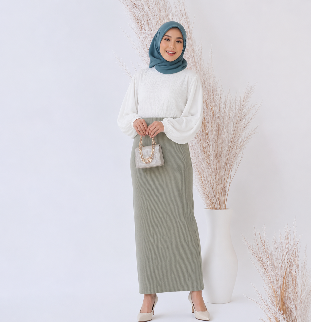 Knit span skirt