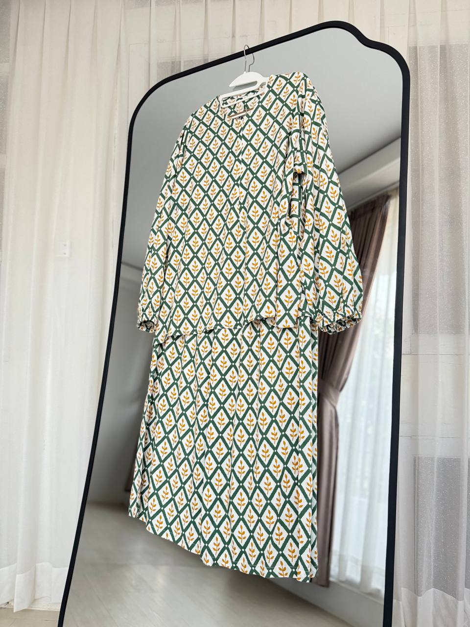 Long sets  motif